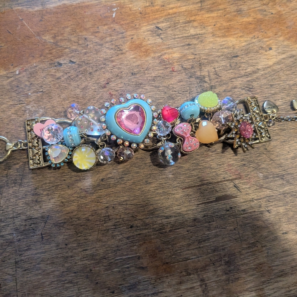 Betsy Johnson Colorful Heart Charm Bracelet